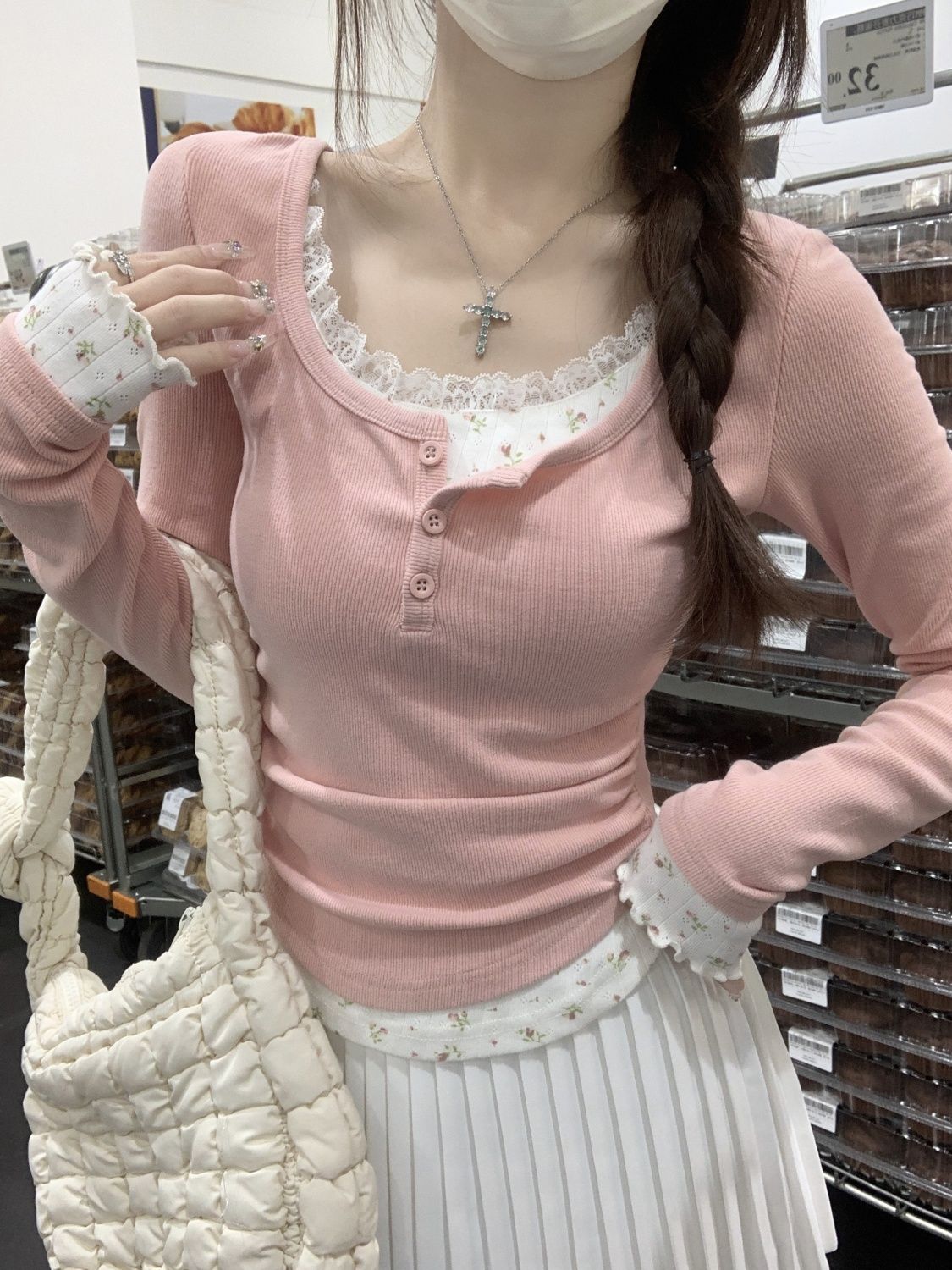 2026 تي شيرت نسائي وردي مزخرف  - مراجعة Undershirt Crew Neck وسعره