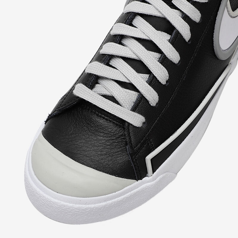 حذاء رياضي مريح للجنسين من Nik - مراجعة Vans Shoes Authentic وسعره